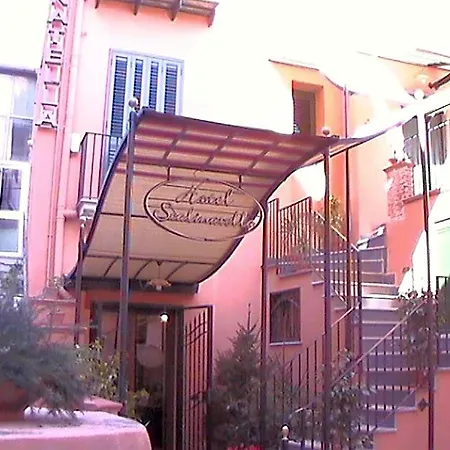 Scalinatella SantʼAntonio Abate