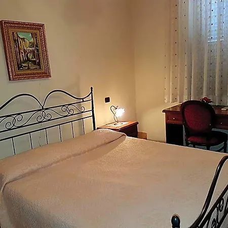Scalinatella SantʼAntonio Abate